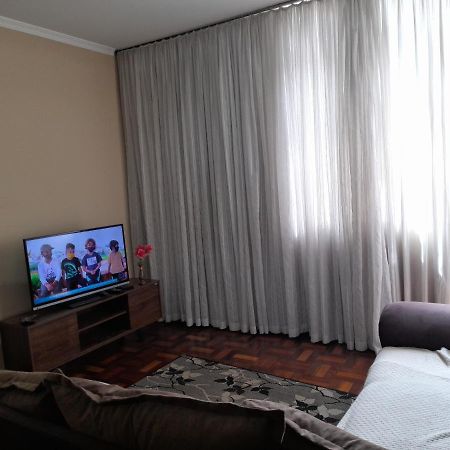 Apartamento Confortavel A 1 Quadra Do Parque Das Aguas Sao Lourenco  Exterior photo