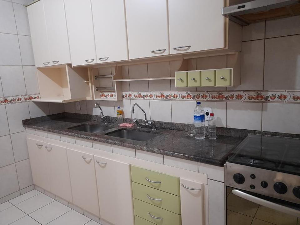 Apartamento Confortavel A 1 Quadra Do Parque Das Aguas Sao Lourenco  Exterior photo